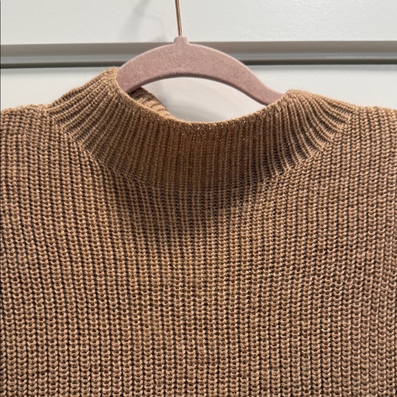 Aritzia babaton Hazlitt merino wool Tan Sleeveless Knit Top small - Picture 3 of 9